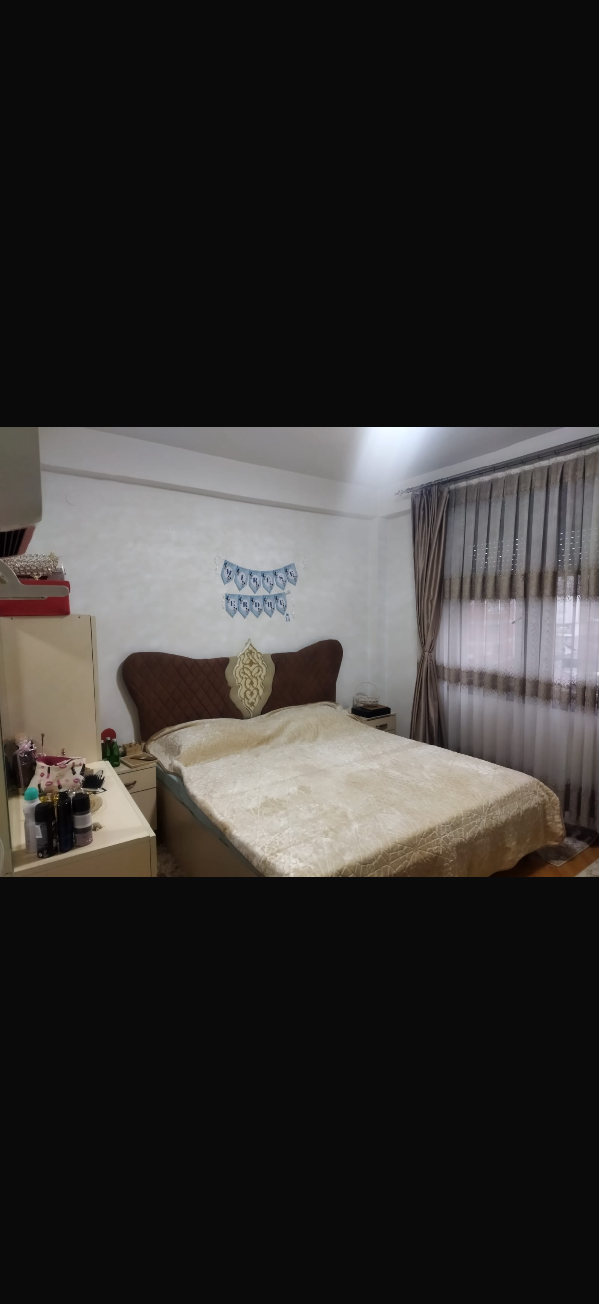 Kërkoj një Moler | Барам молер